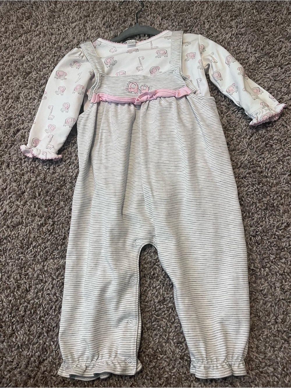 Kissy Kissy 12-18 Month Outfit